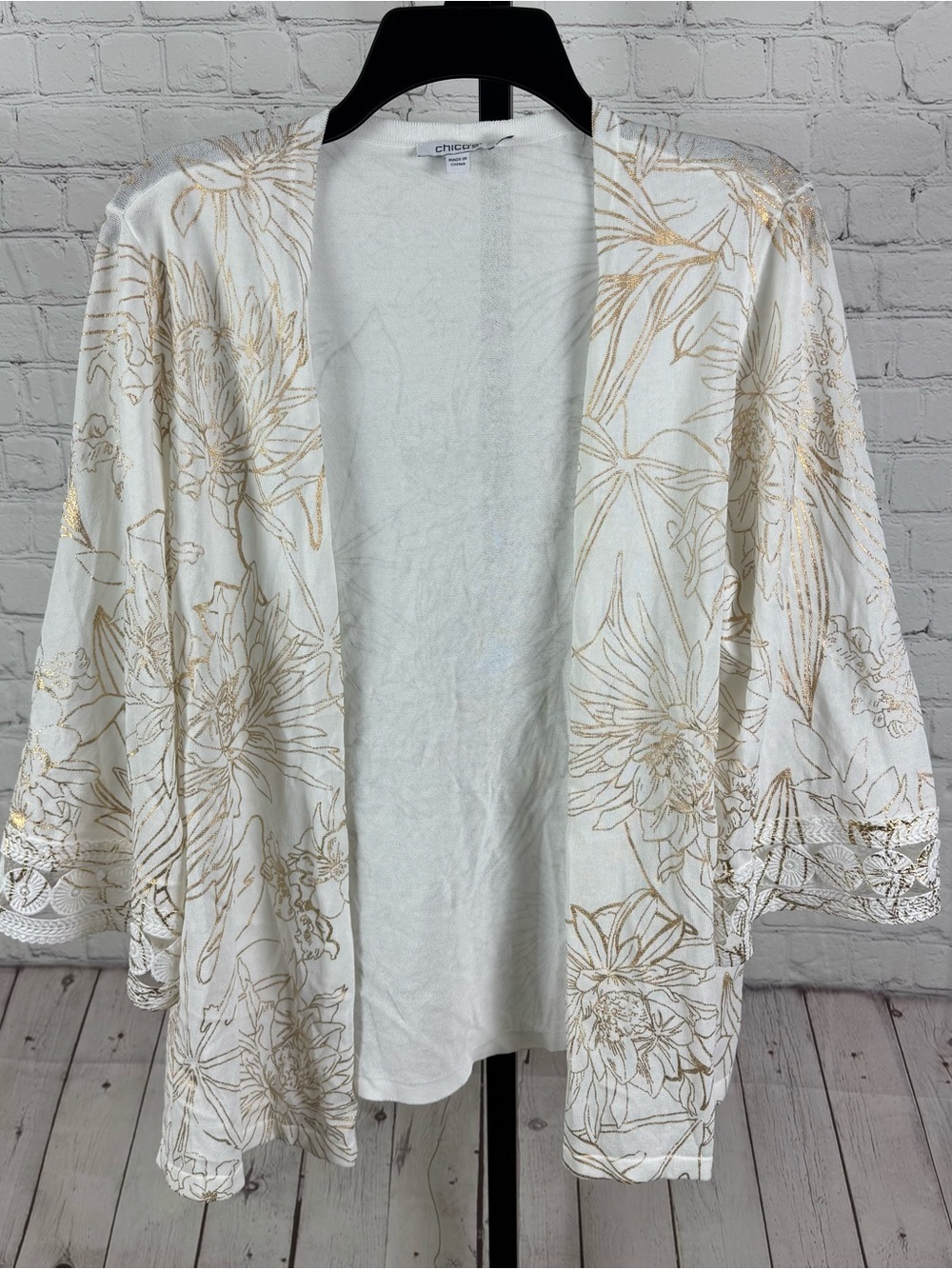 Chico’s White Gold Foil Floral Print Open Front Lightweight Cardigan Size Large